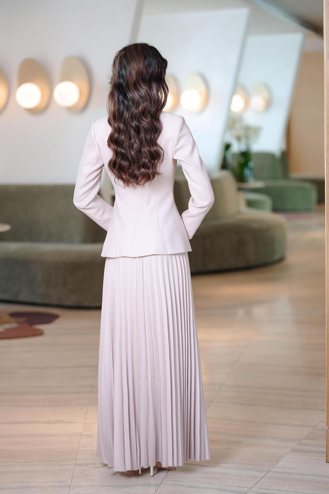 Two-piece suit: Regal Harmony