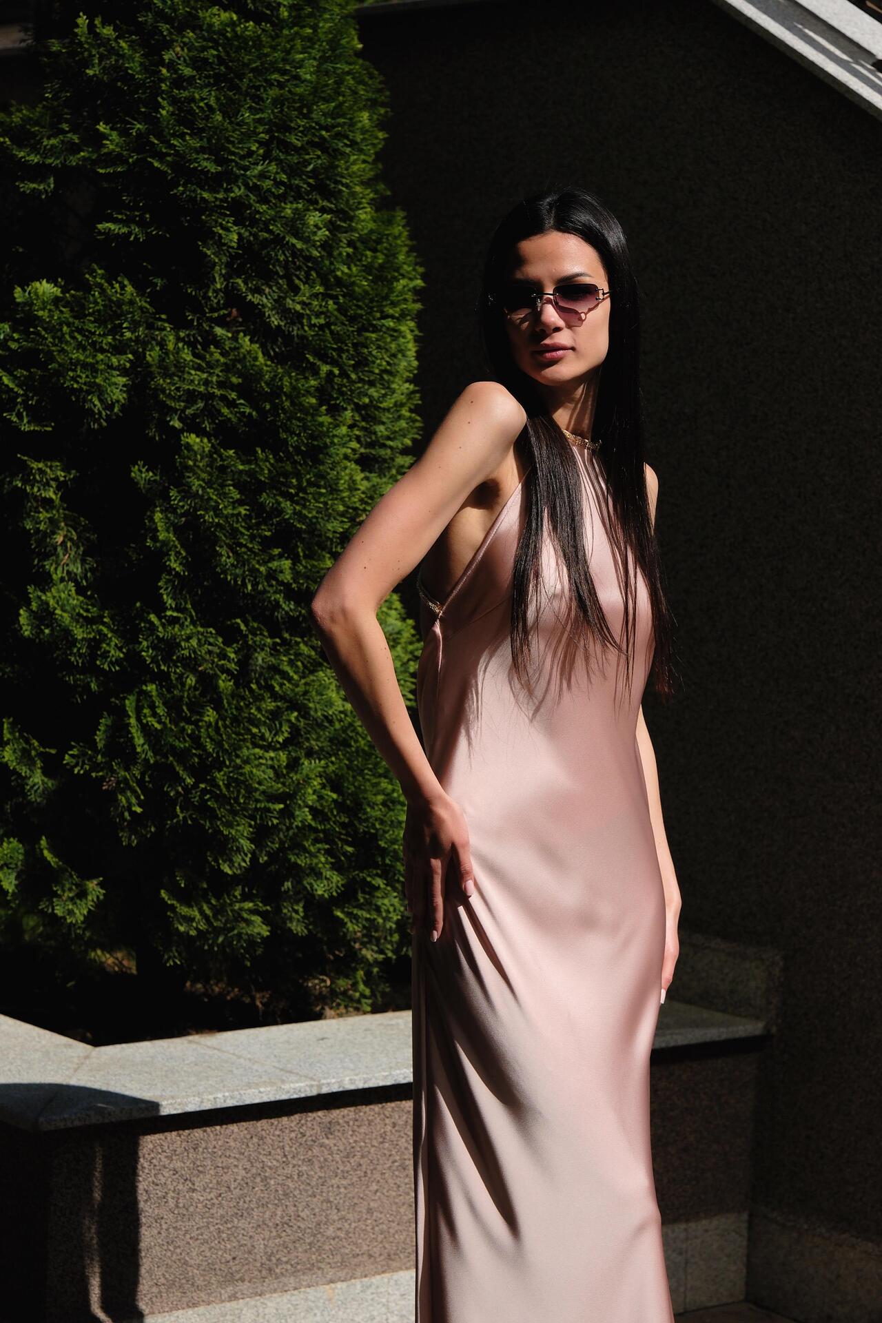Dress: Rose Touch