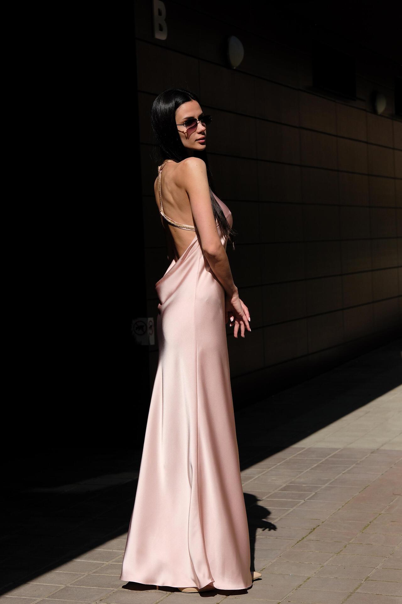 Dress: Rose Touch