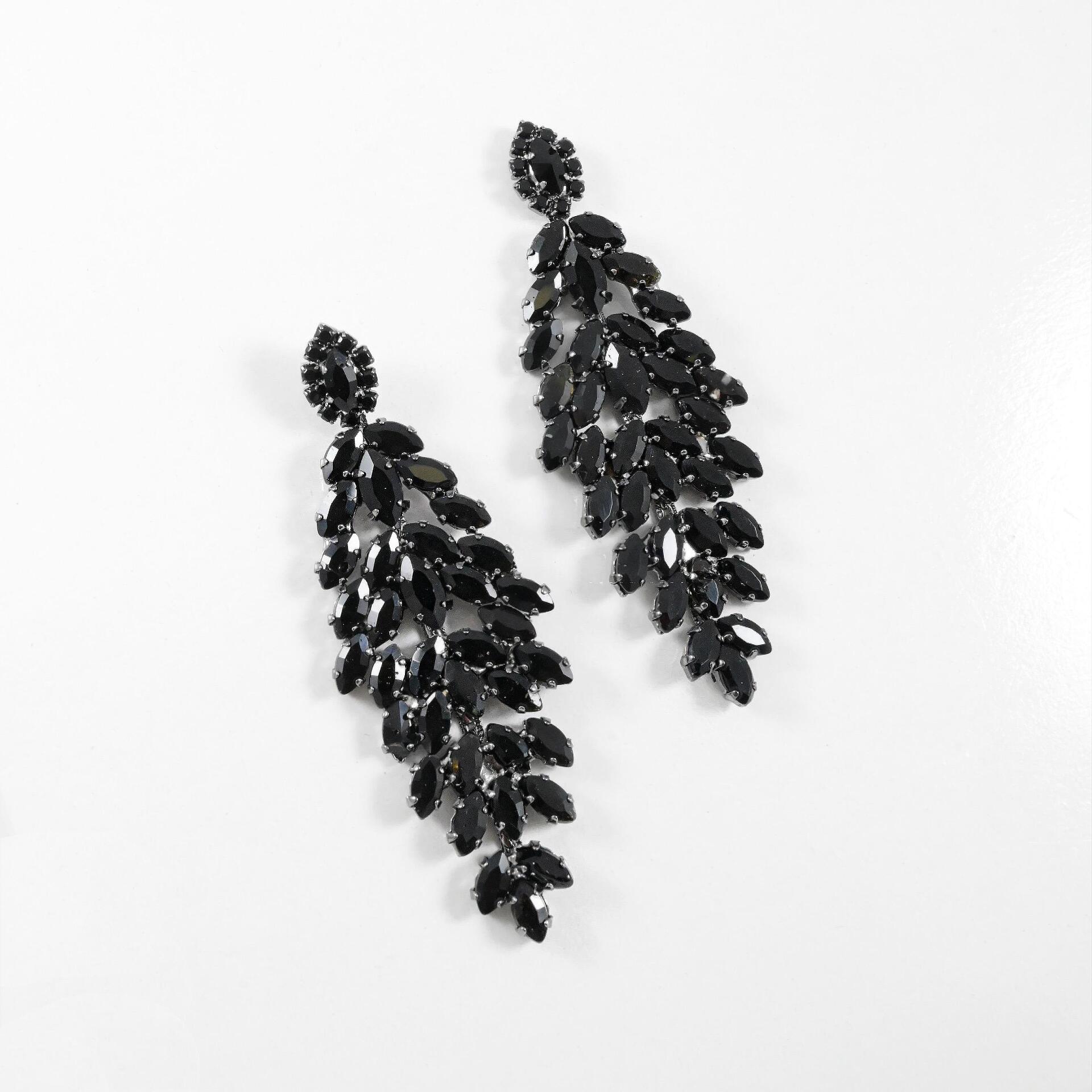 Earrings: Black Crystals