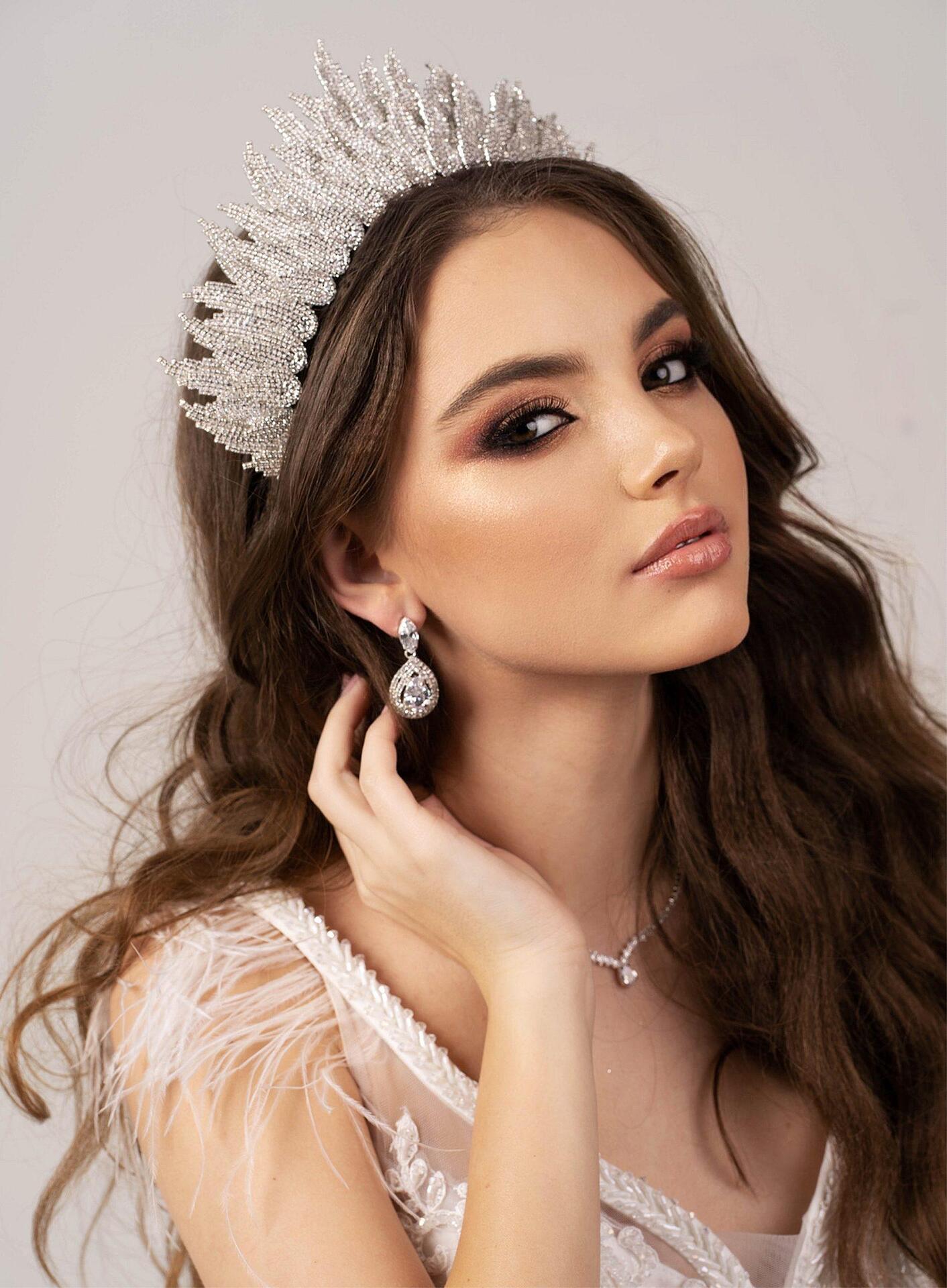 Earrings: Zirconium Earrings