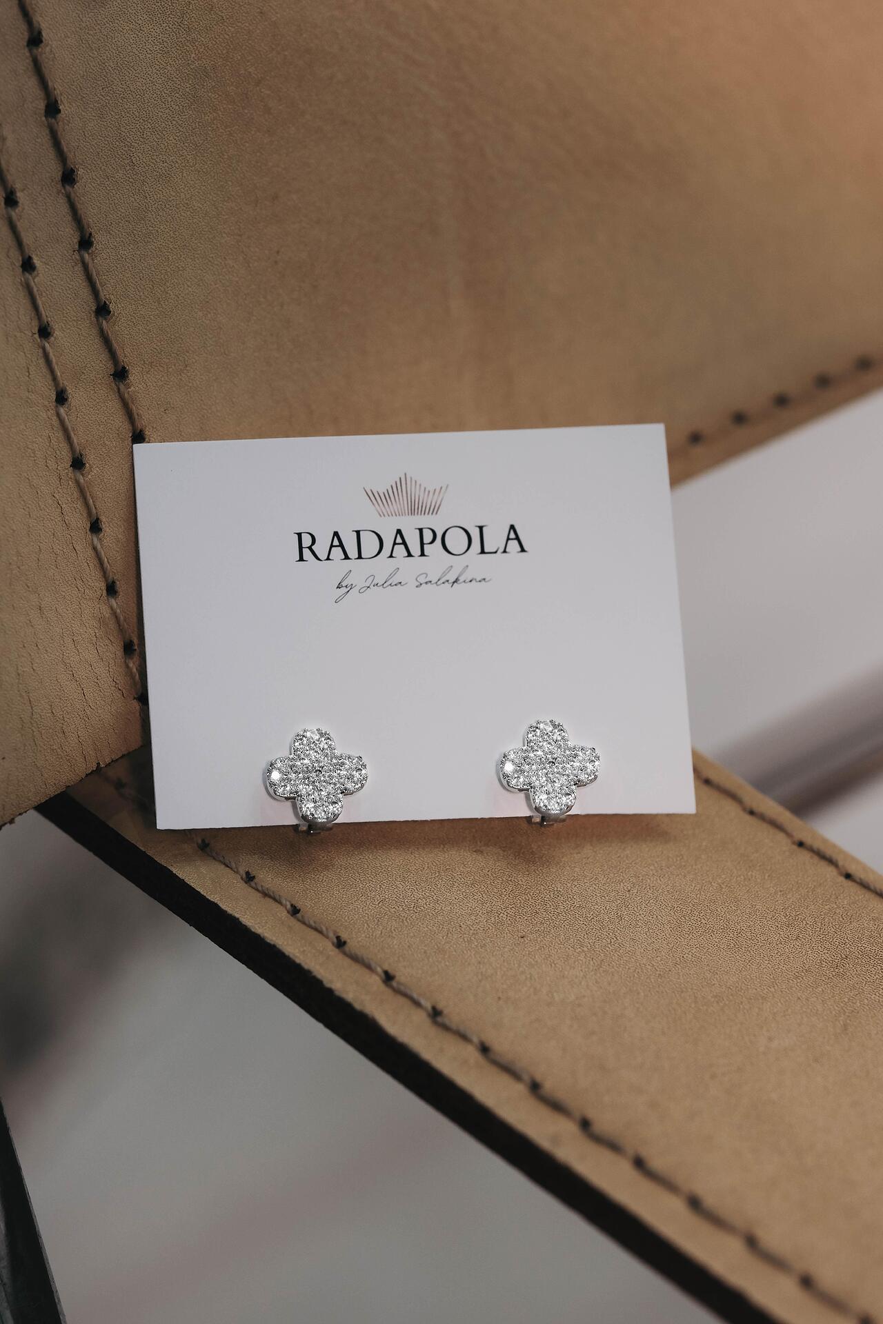 Clover earrings with clip in silver