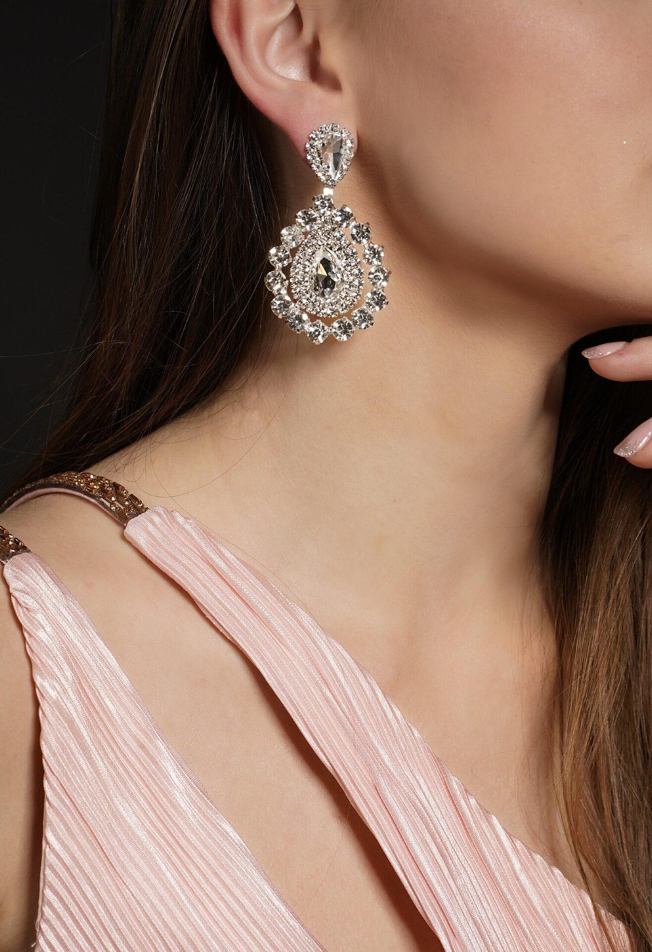 Earrings: Earrings with Crystals