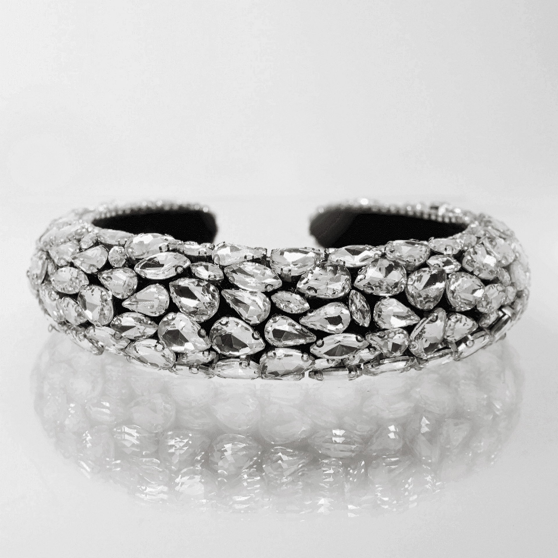 Volume tiara: Volume Crystals