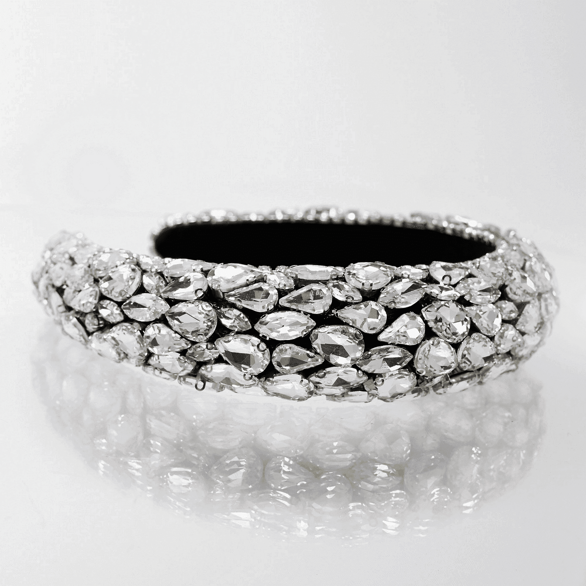 Volume tiara: Volume Crystals
