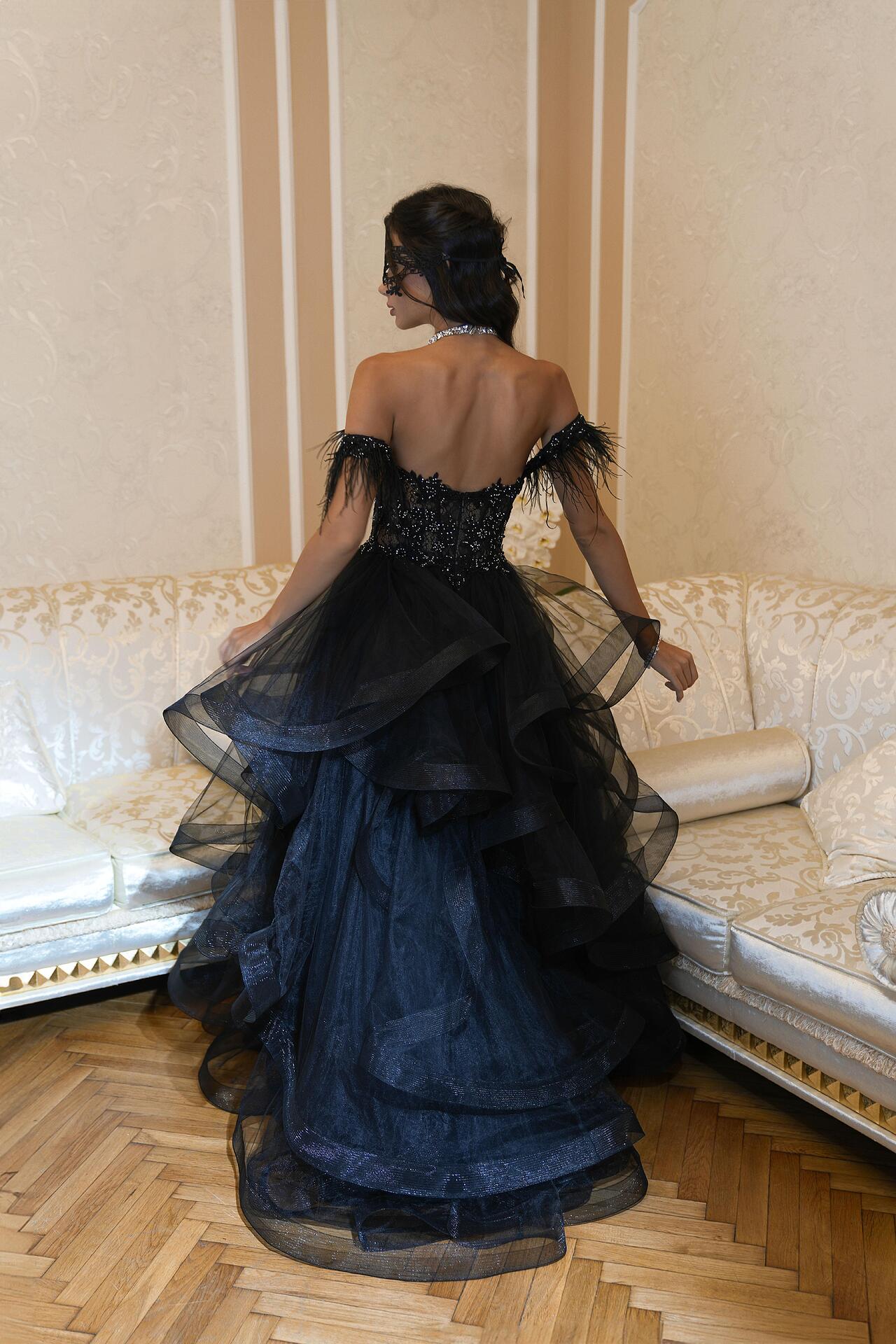 Formal dress in black: Cornelia