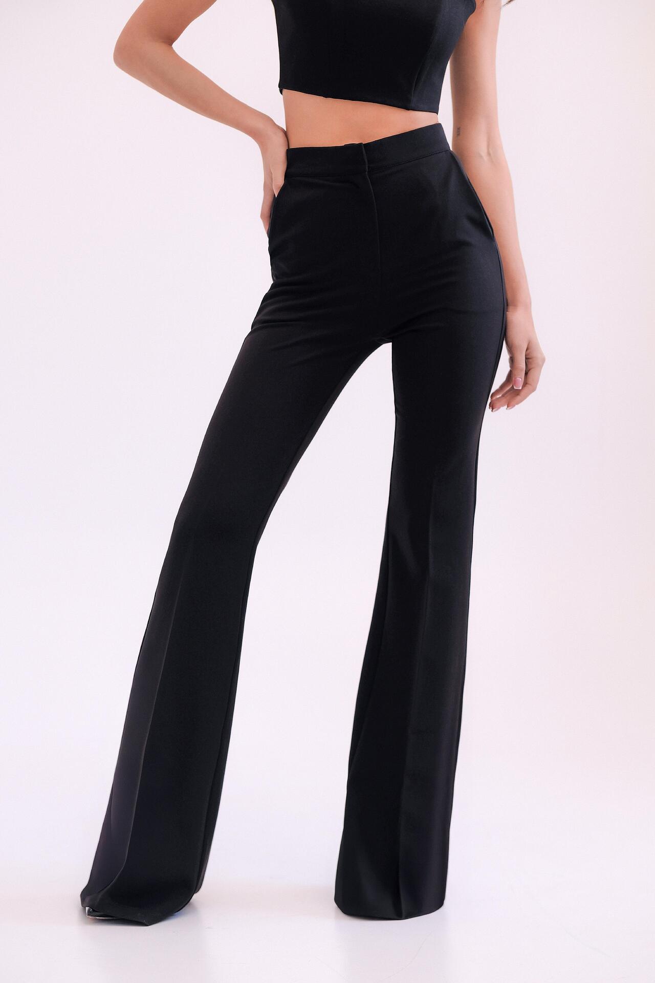 Charleston pants with pockets in black: Delynne 