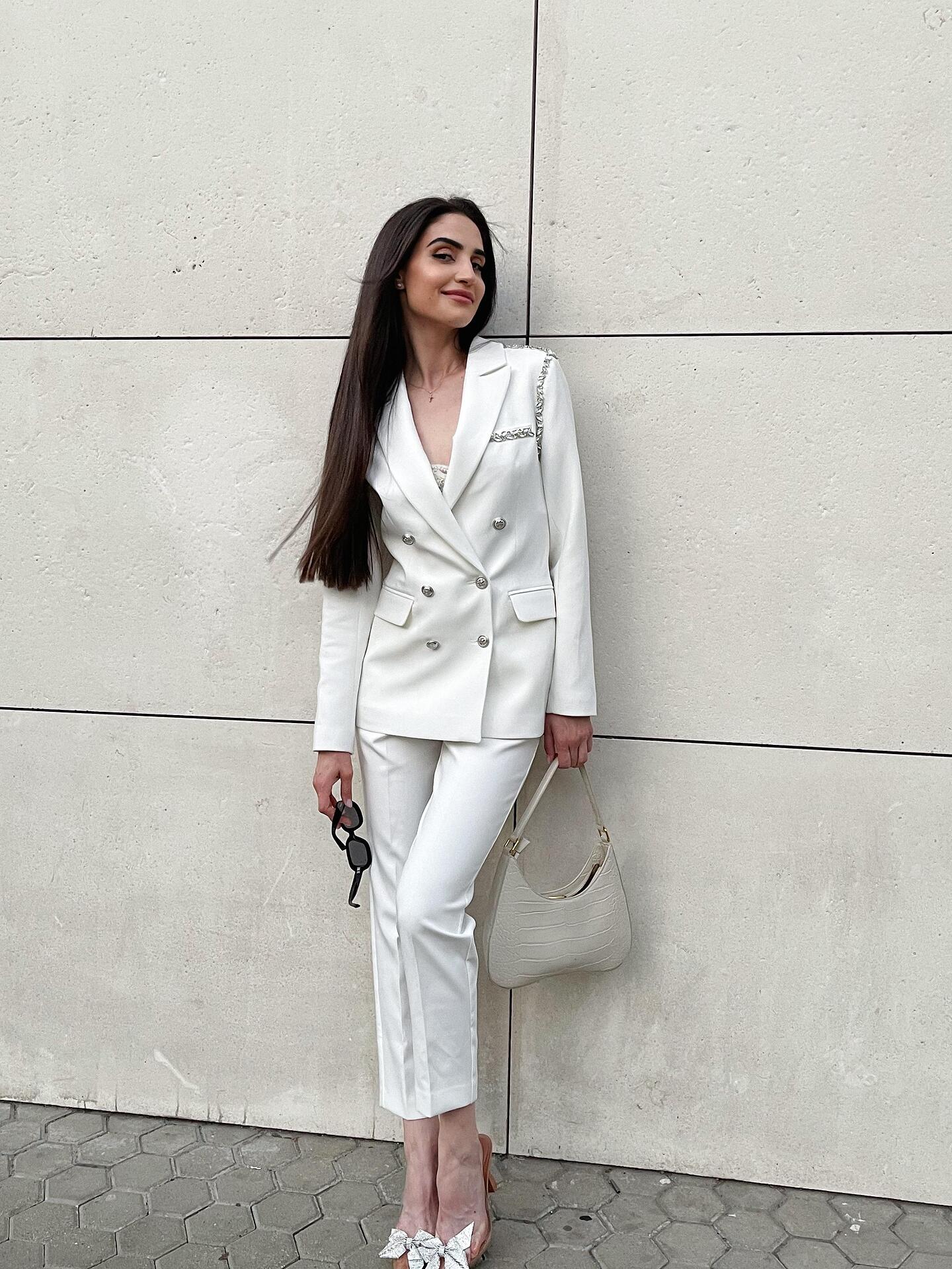 Cigarette pants in white