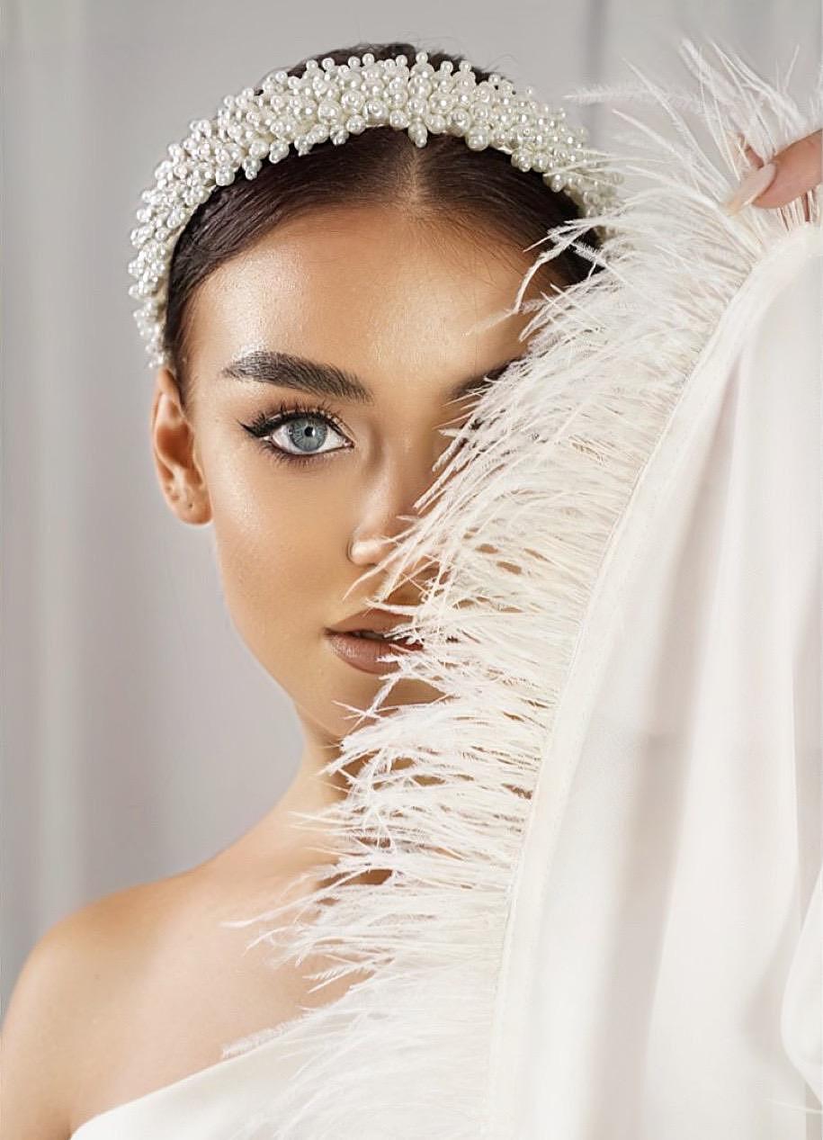 Pearl tiara: Chanel's Passion