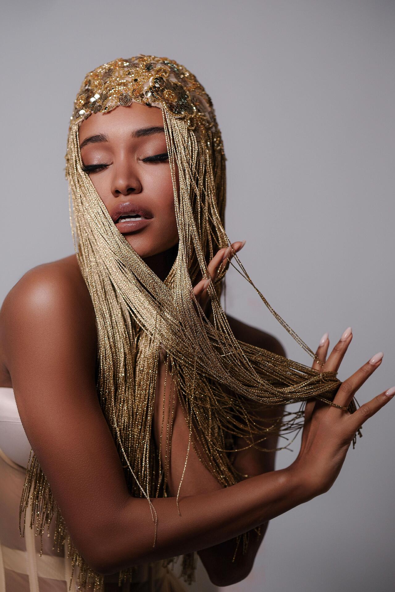 Bead and Chain Wig in Gold: Incredible Long