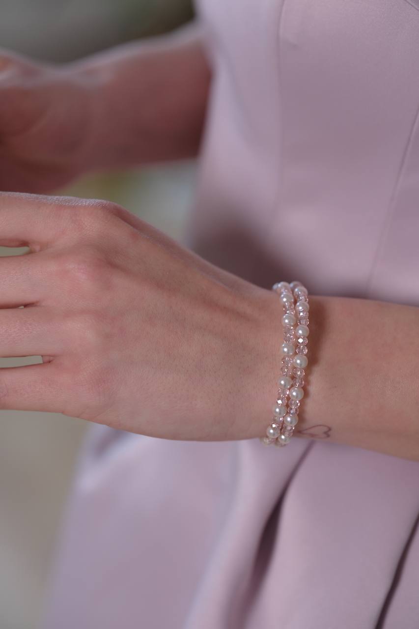 Double bracelet with pearls and crystals in pink: Luminance