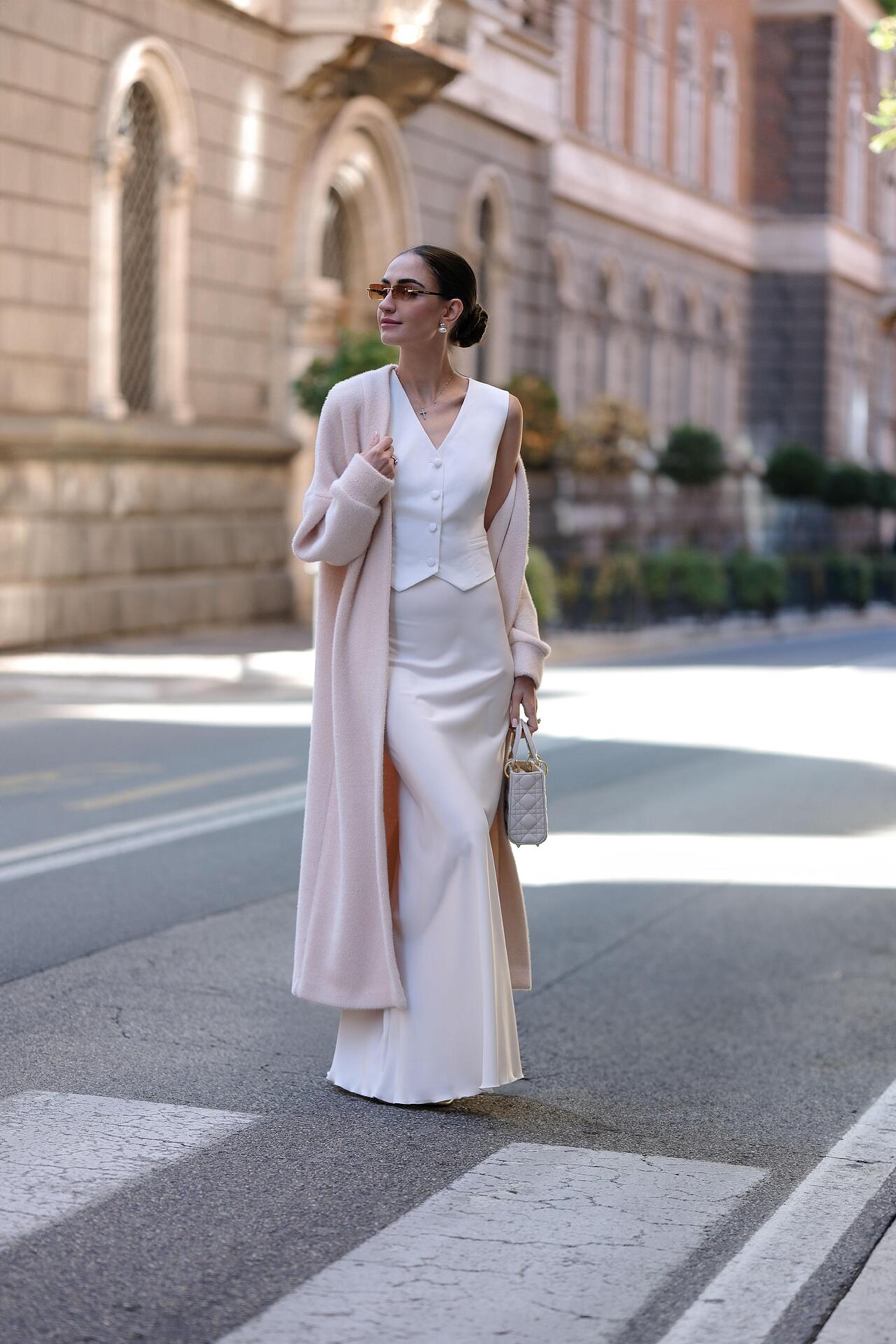 Maxi skirt in white: Harmony 