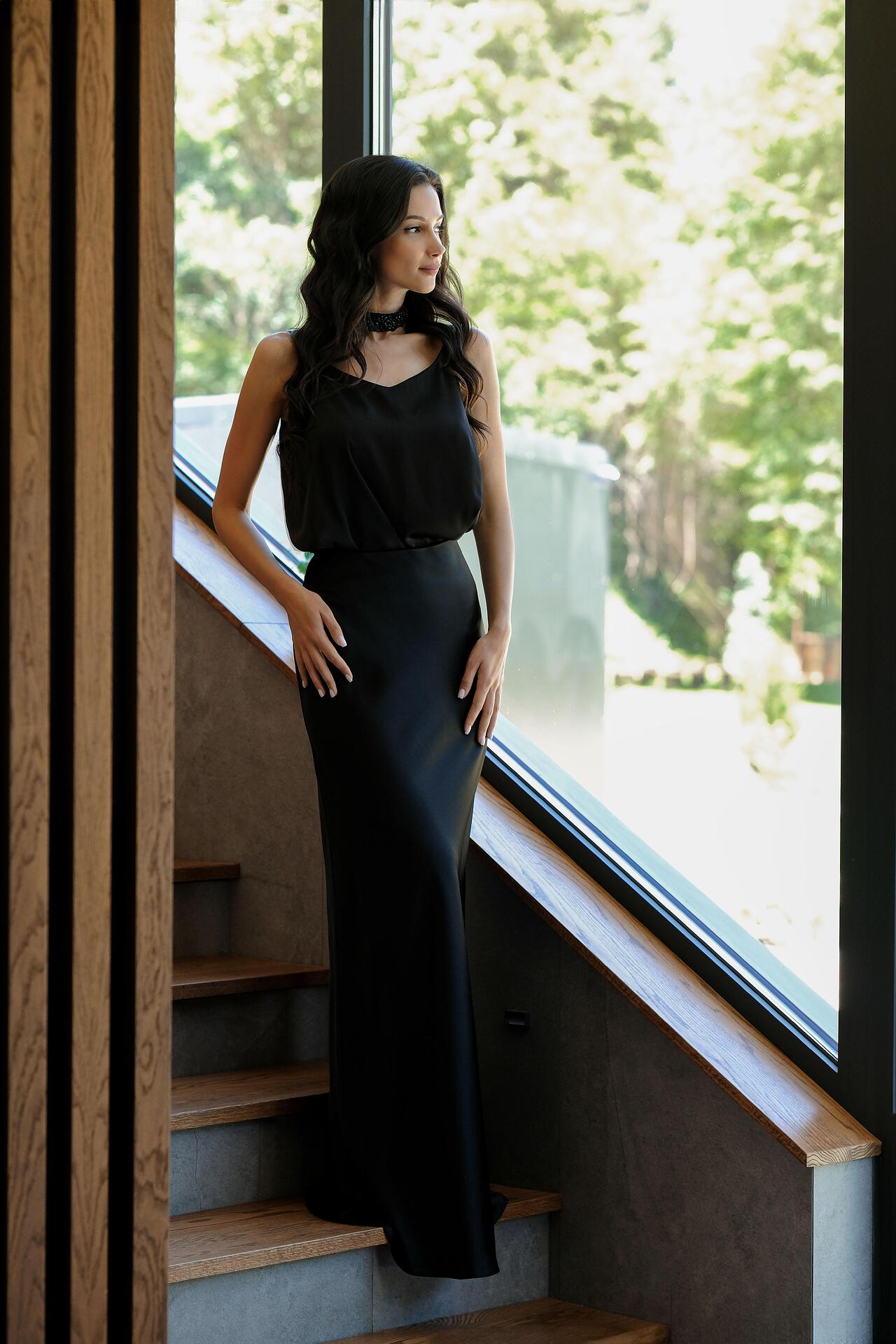 Maxi skirt in black: Harmony 