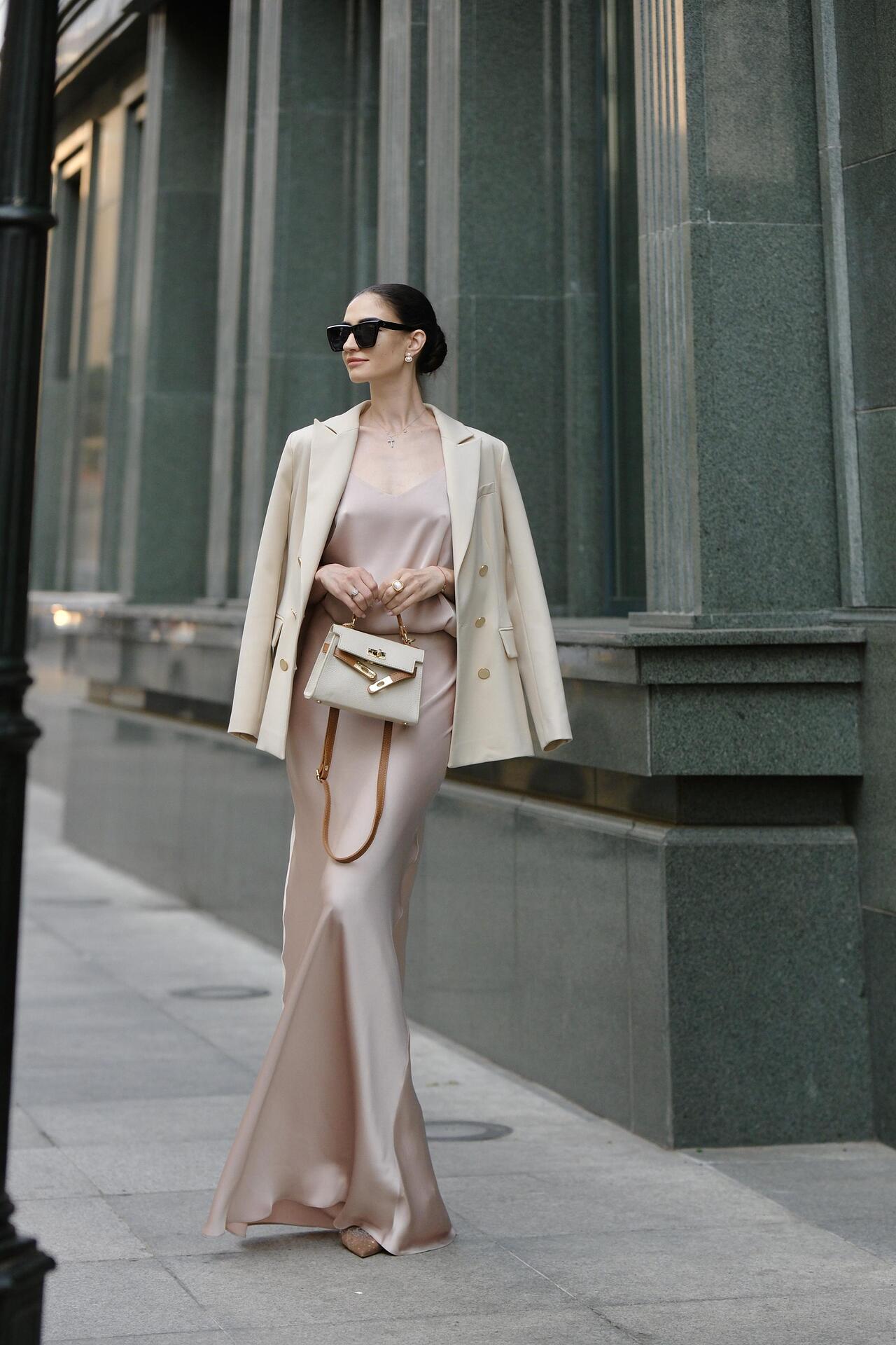Maxi length skirt in nude color: Harmony 