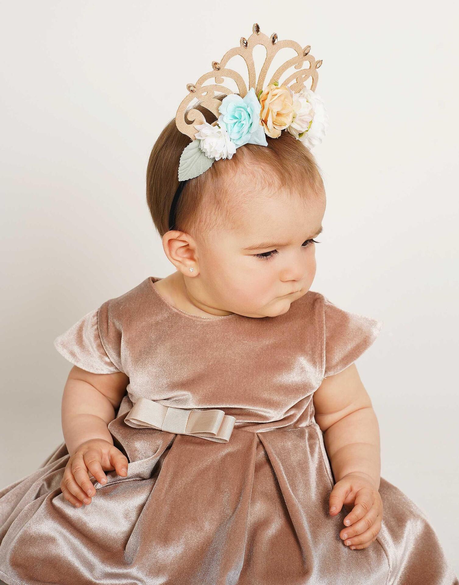 Baby crown with textile flowers