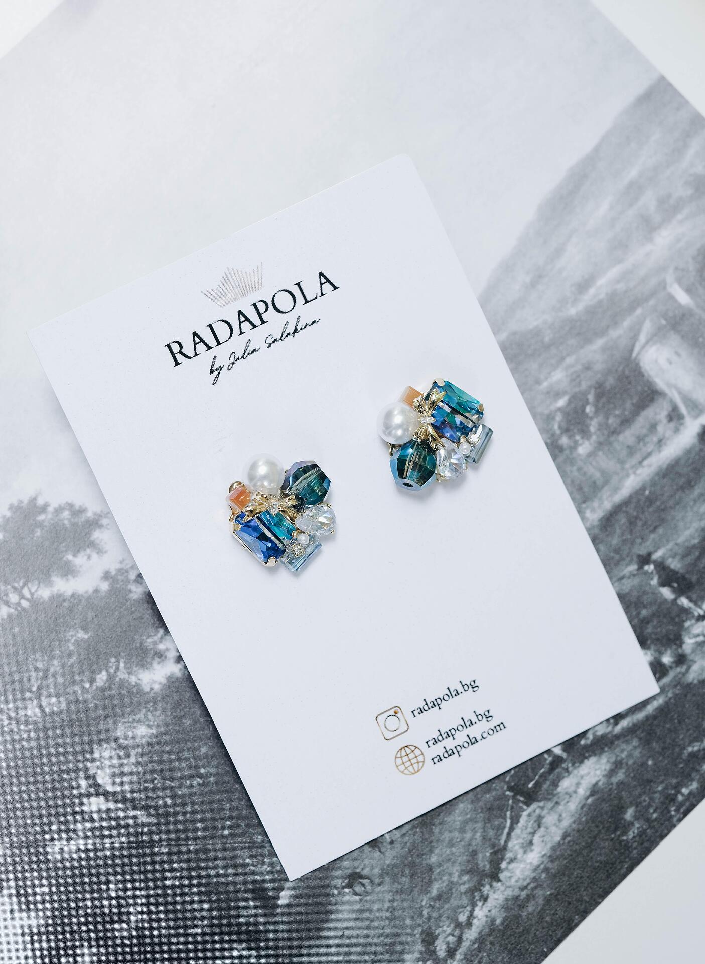 Multicolored earrings with crystals and pearls