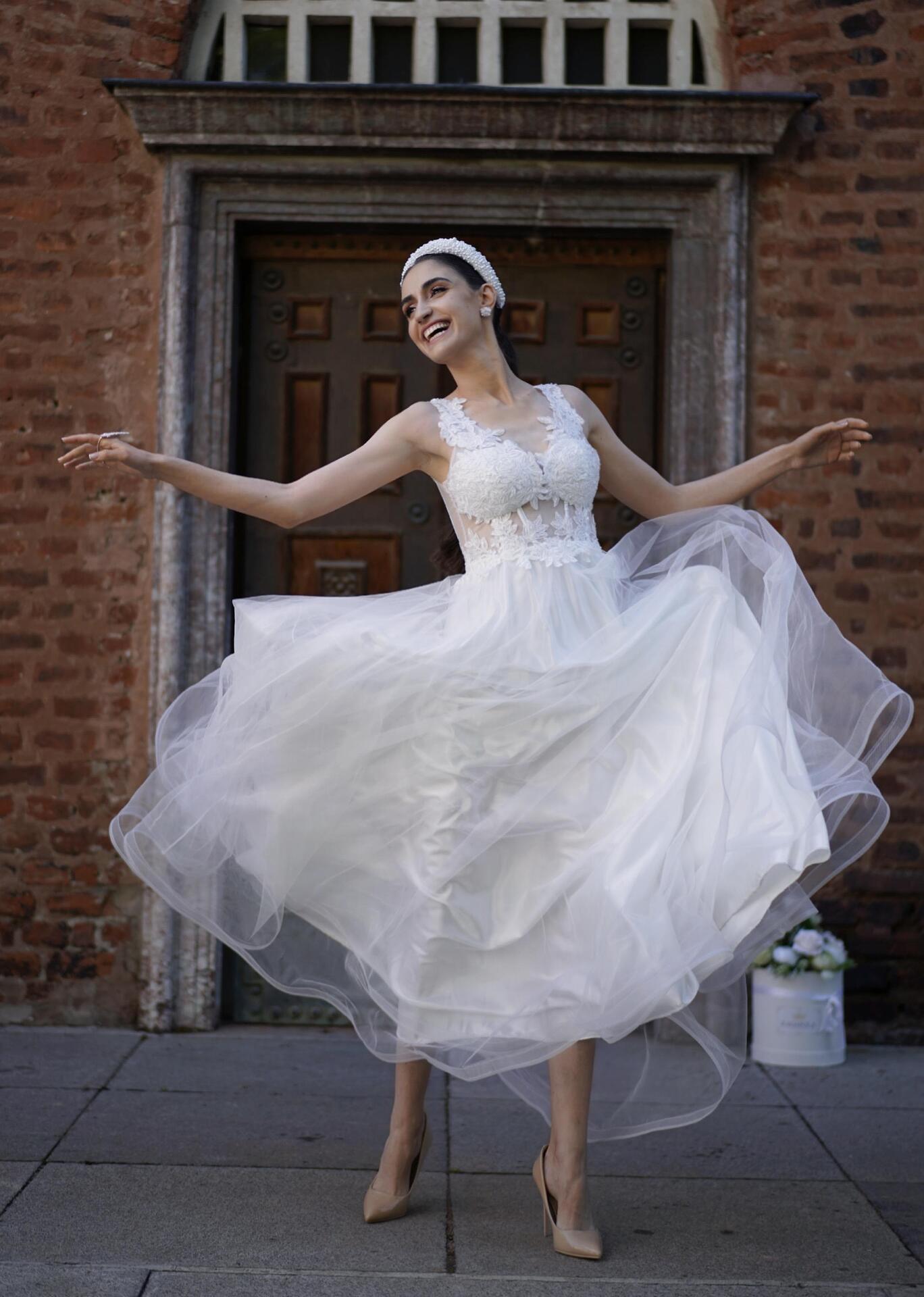Dress: Light Flowers