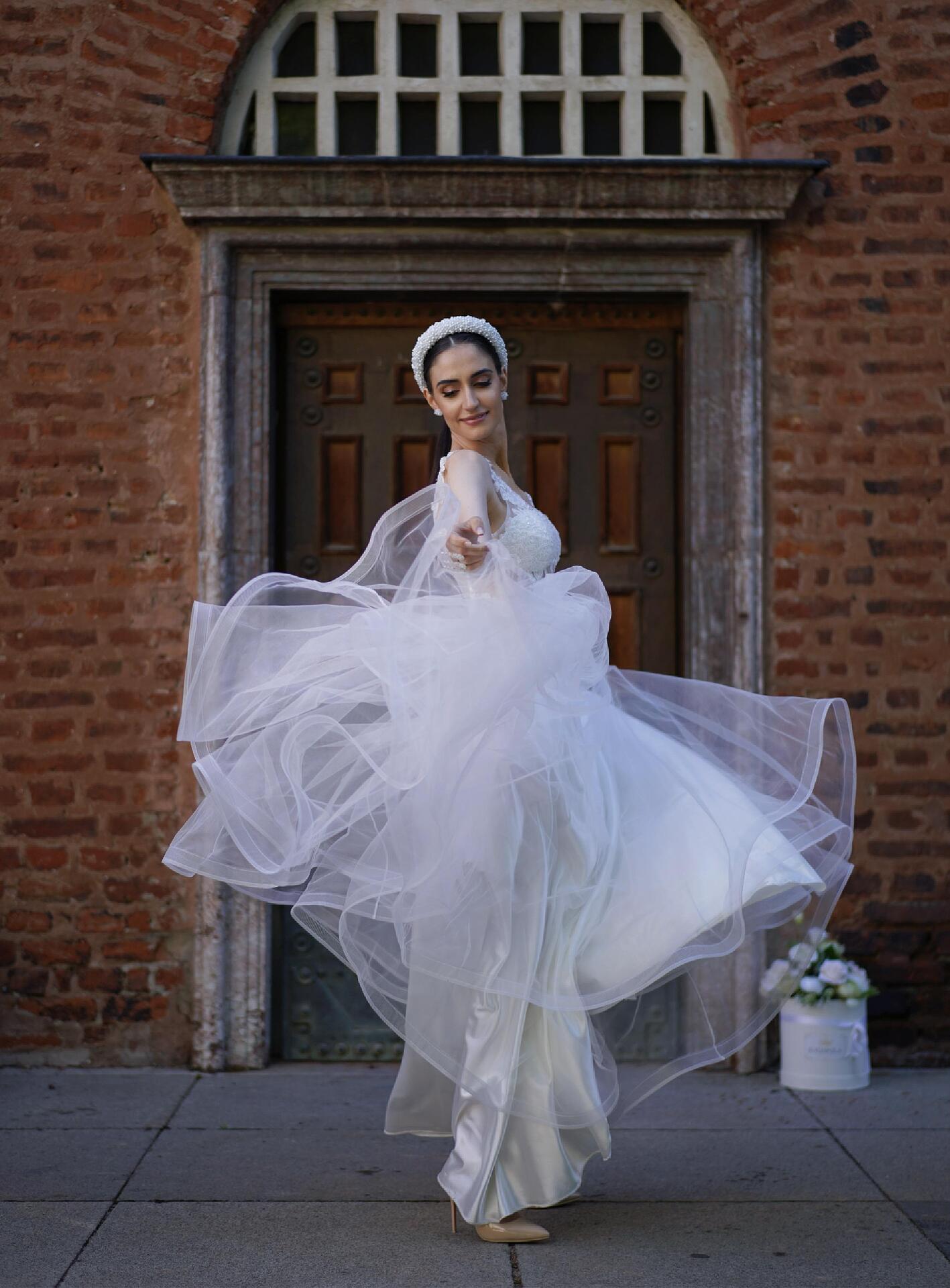 Dress: Light Flowers