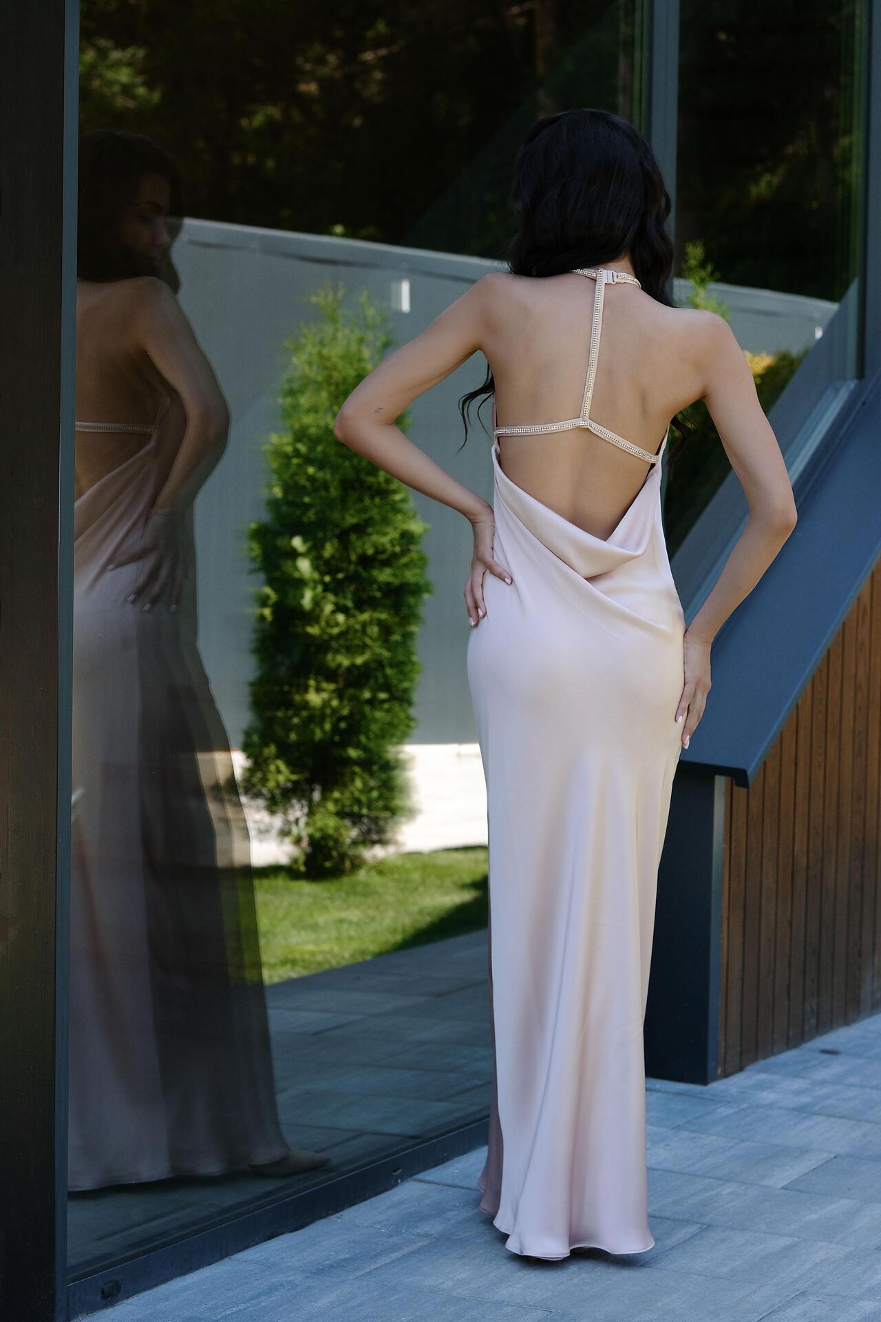 Dress: Rose Touch