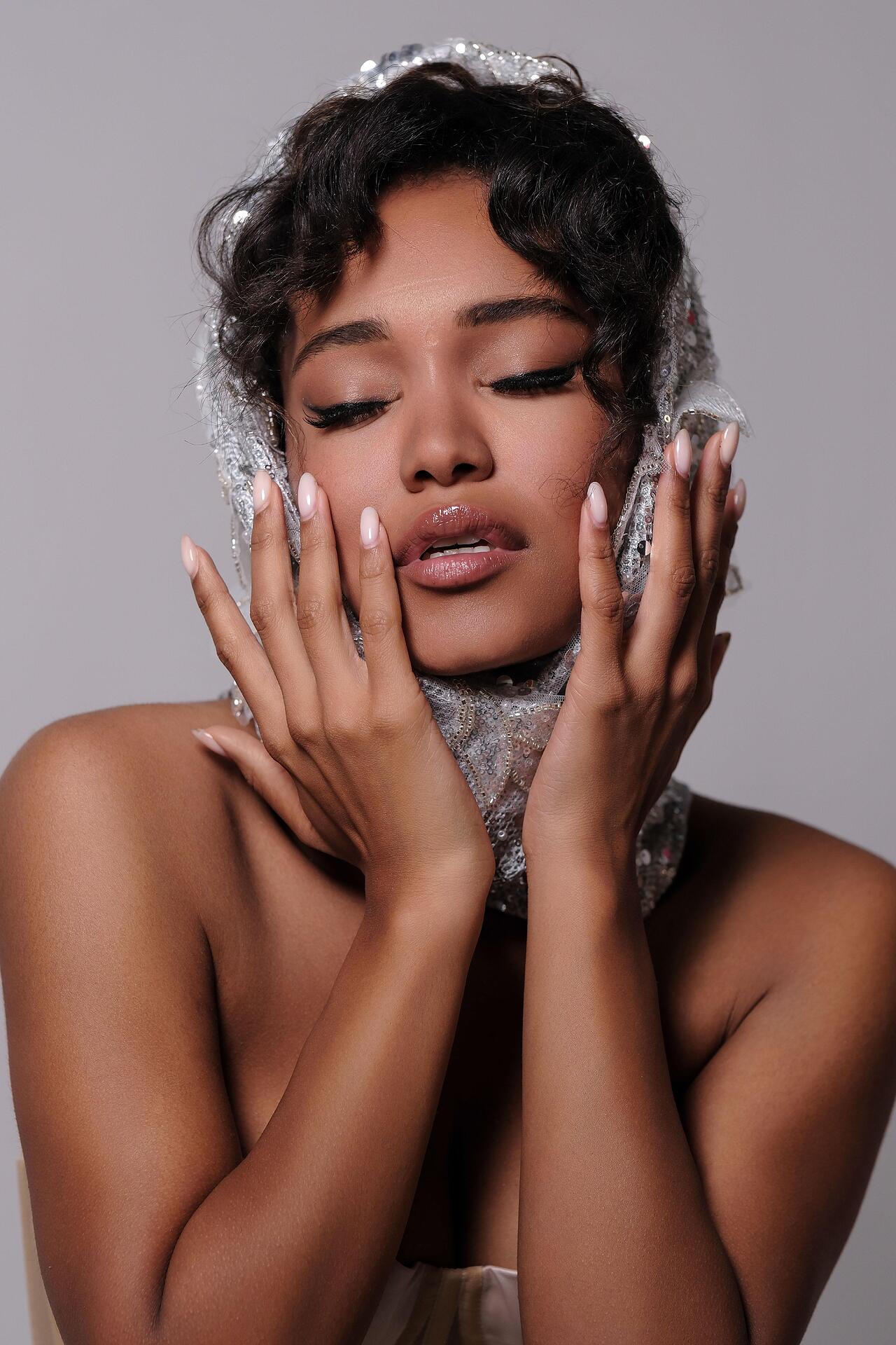 Headscarf: Silverly