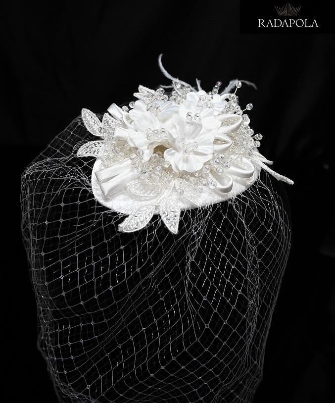 Crystal/pearl hats with mesh