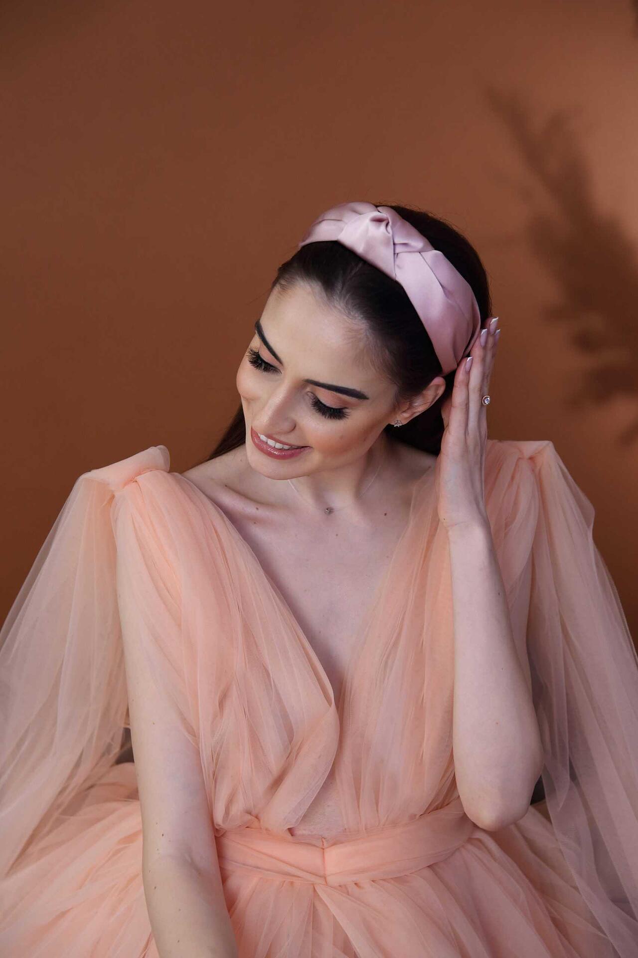 Satin tiara: Pink Dream