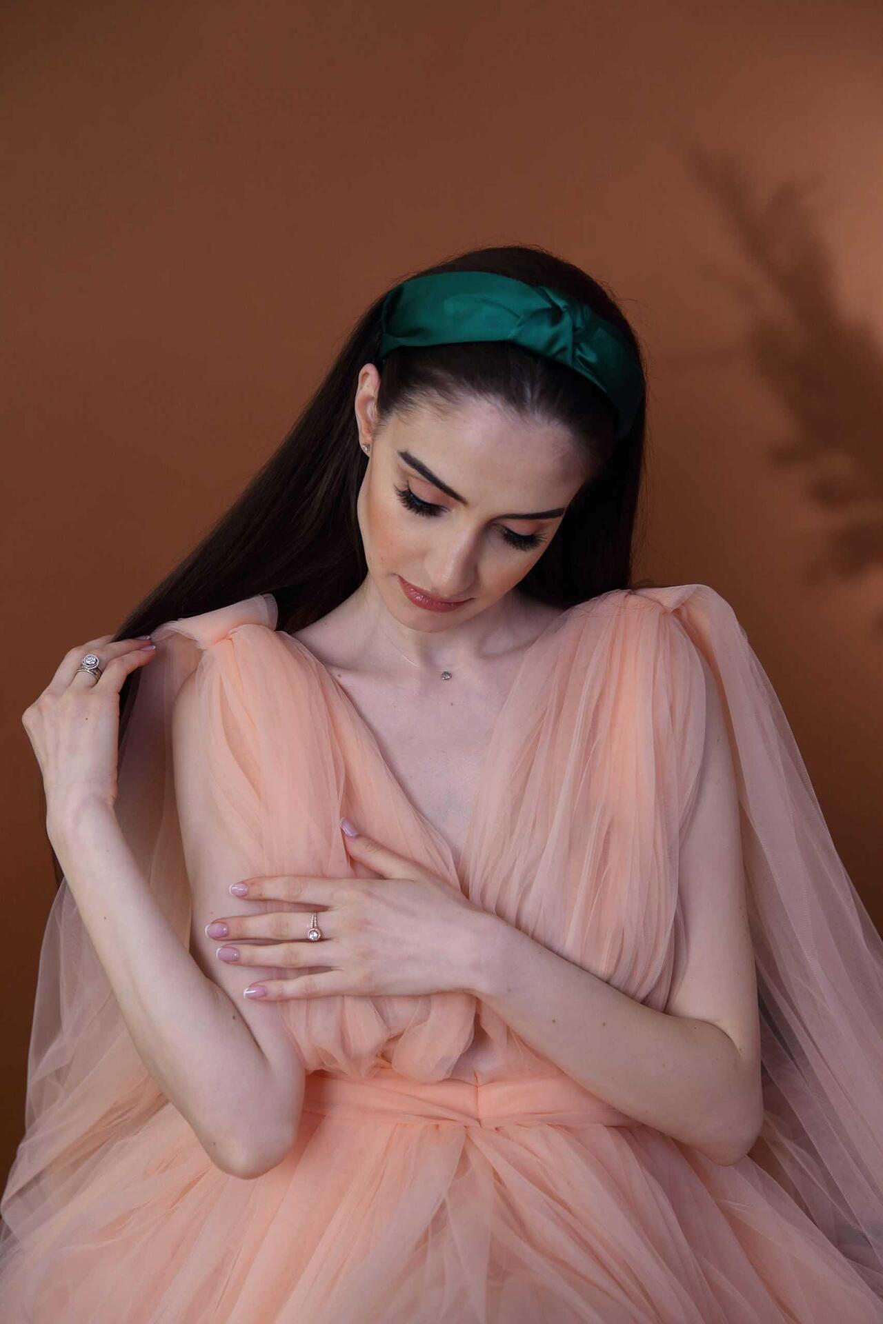 Satin tiara: Tropic