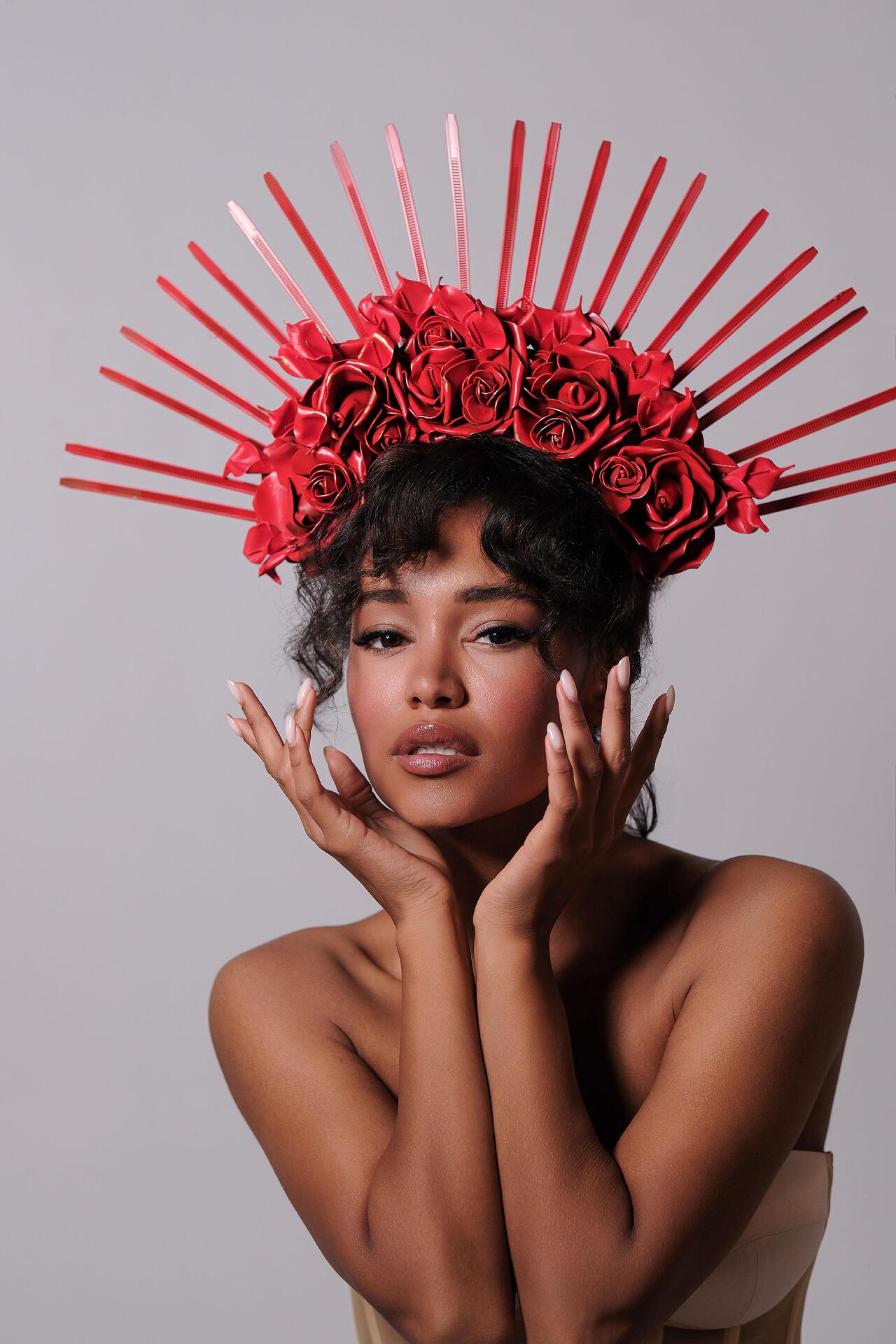 Stage accessory with textile roses in red: Ethereal Red