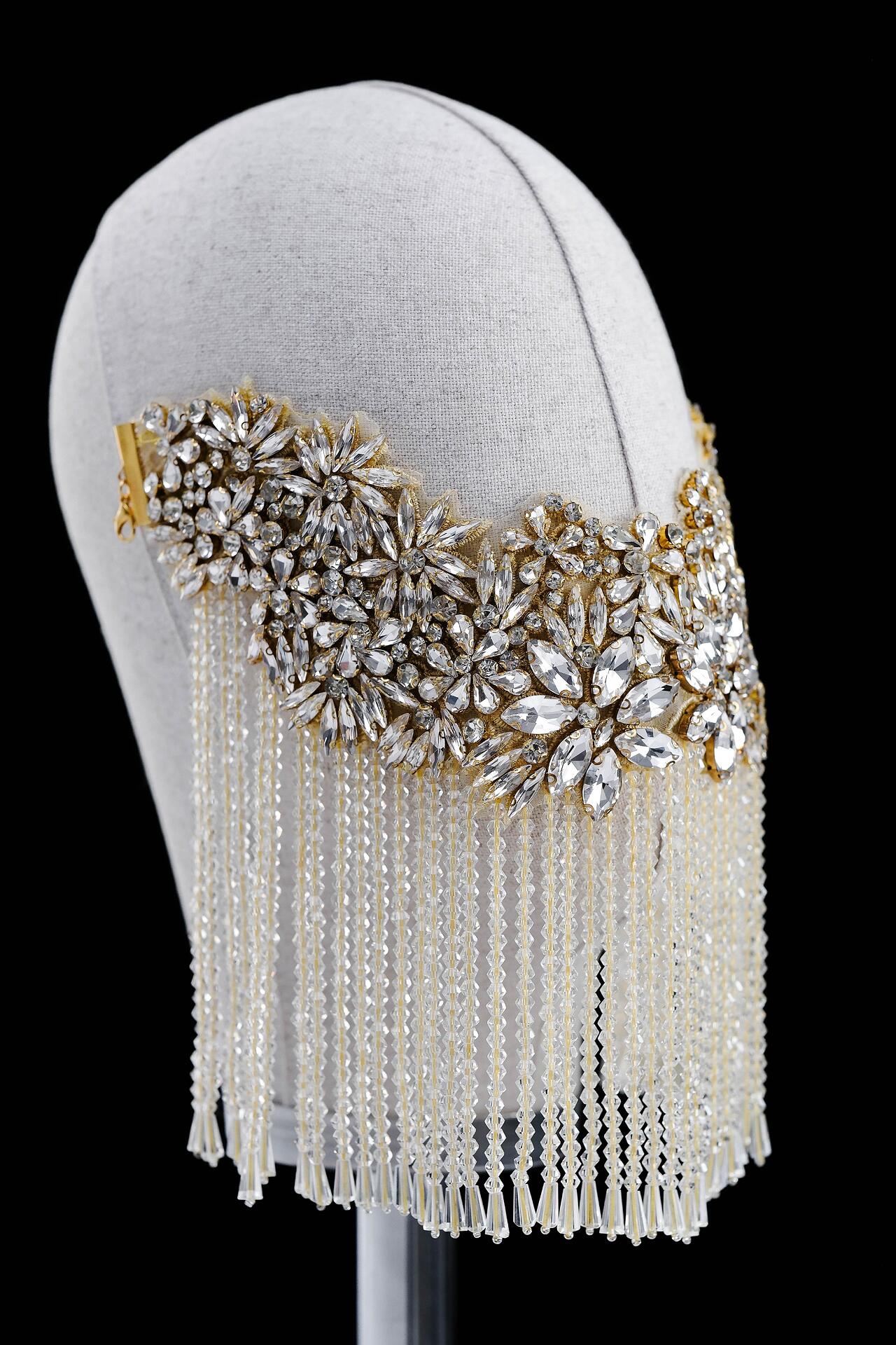 Stage mask made of lace and crystals: Ice Gold Queen