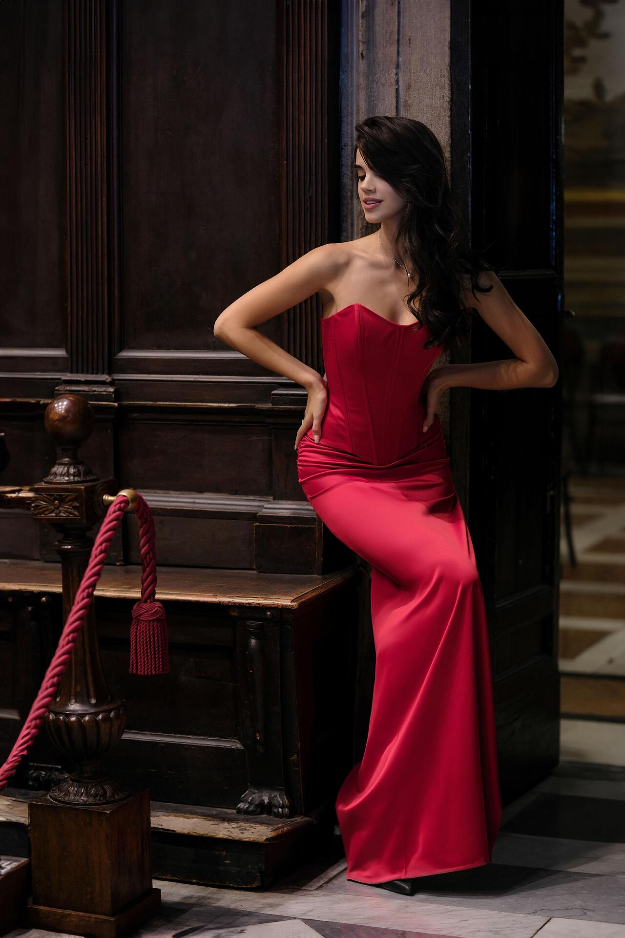 Long skirt and corset set: Bellissimo