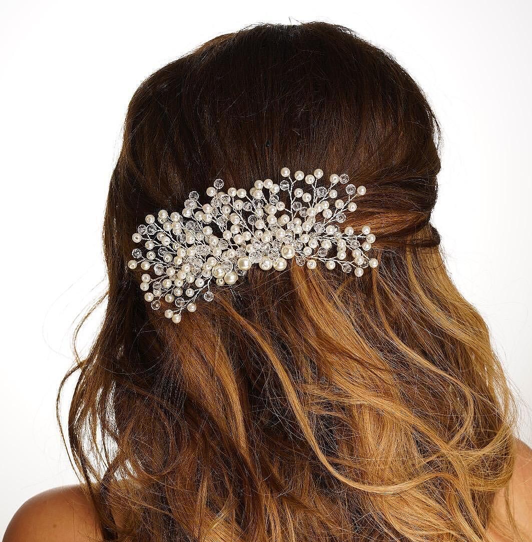 Pearl brooch